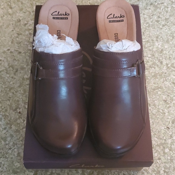 clarks womens brown